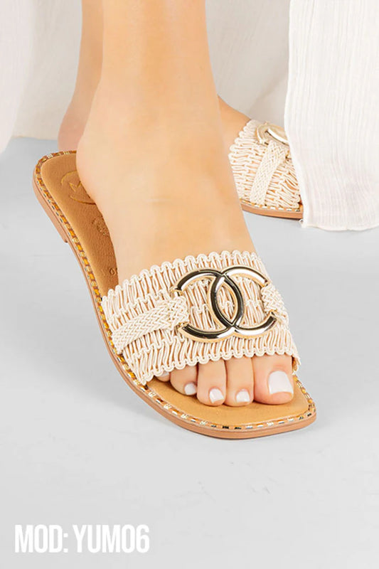 YUM06